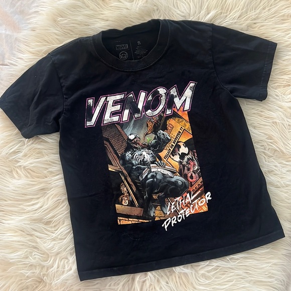 Boys Marvel Venom Tee S - Picture 1 of 4